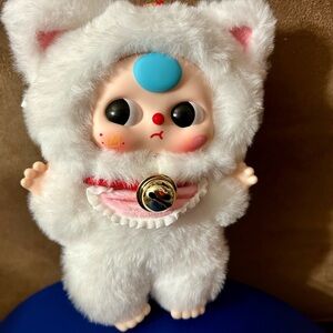 Baby Three Billionaire Cat Series - Harmony (white cat)